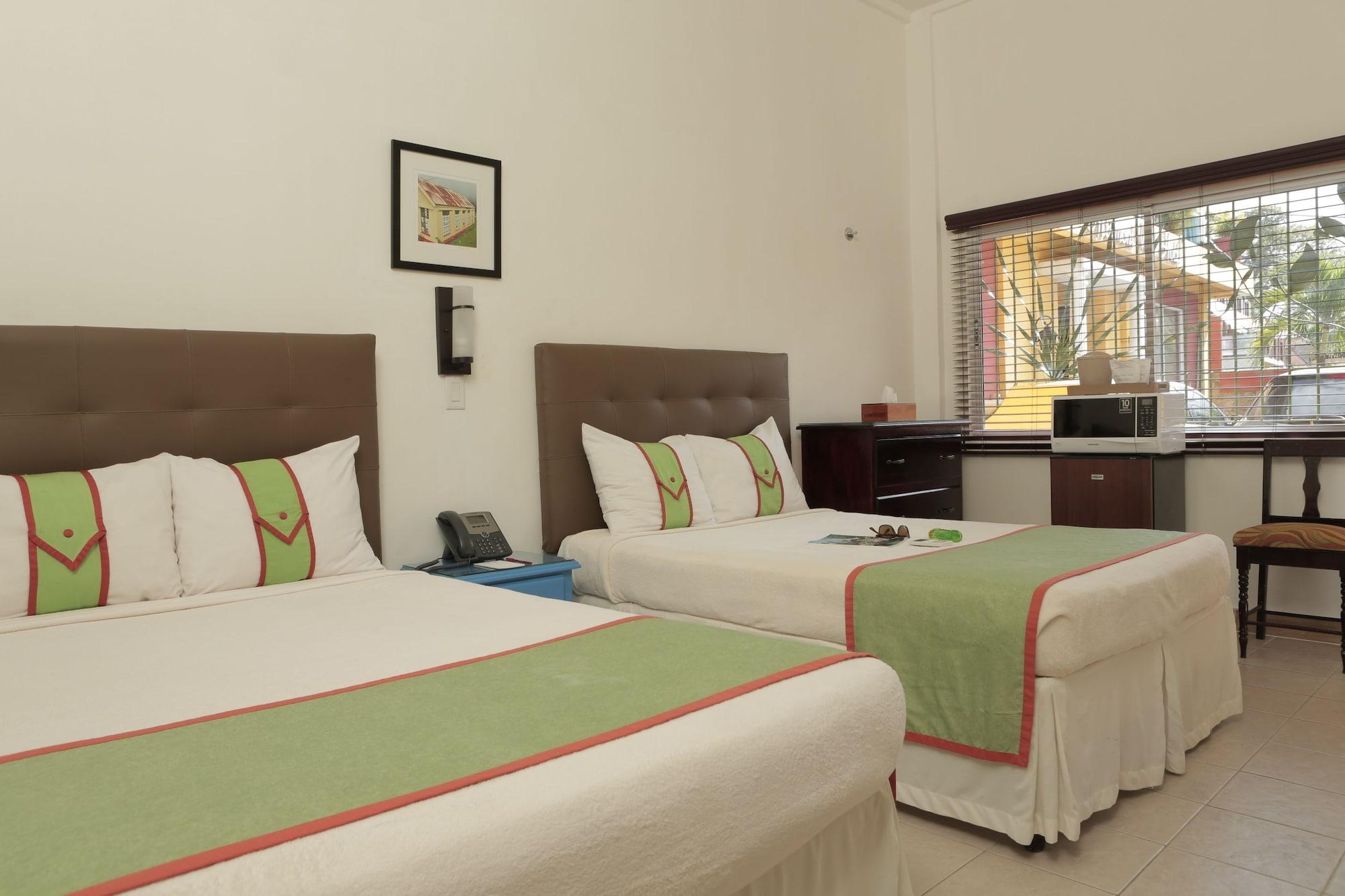 Altamont West Hotel Бухта Монтего Экстерьер фото